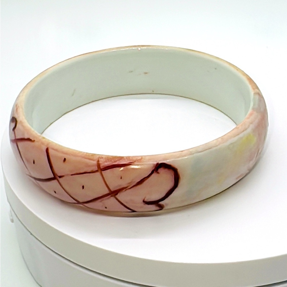 Hand painted and glazed porcelain bangle.  Rare!​
